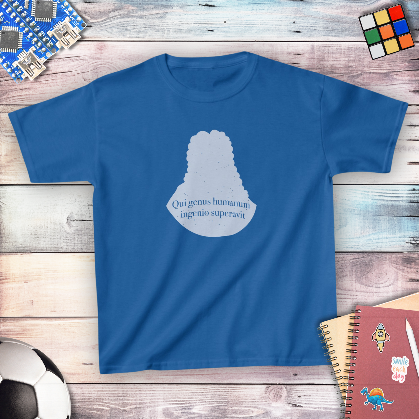 Isaac Newton: "Qui genus humanum ingenio superavit" Youth T-shirt