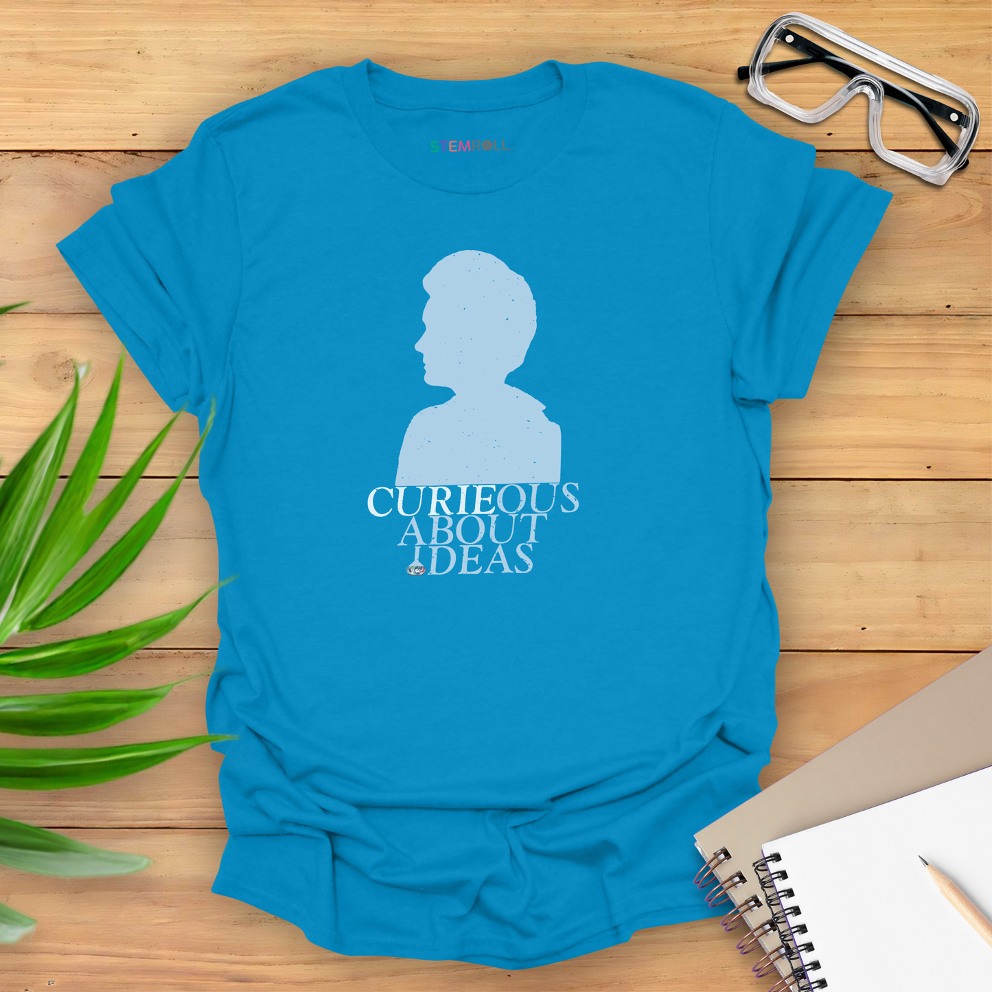 Marie Curie: Pioneer of Radioactivity T-shirt